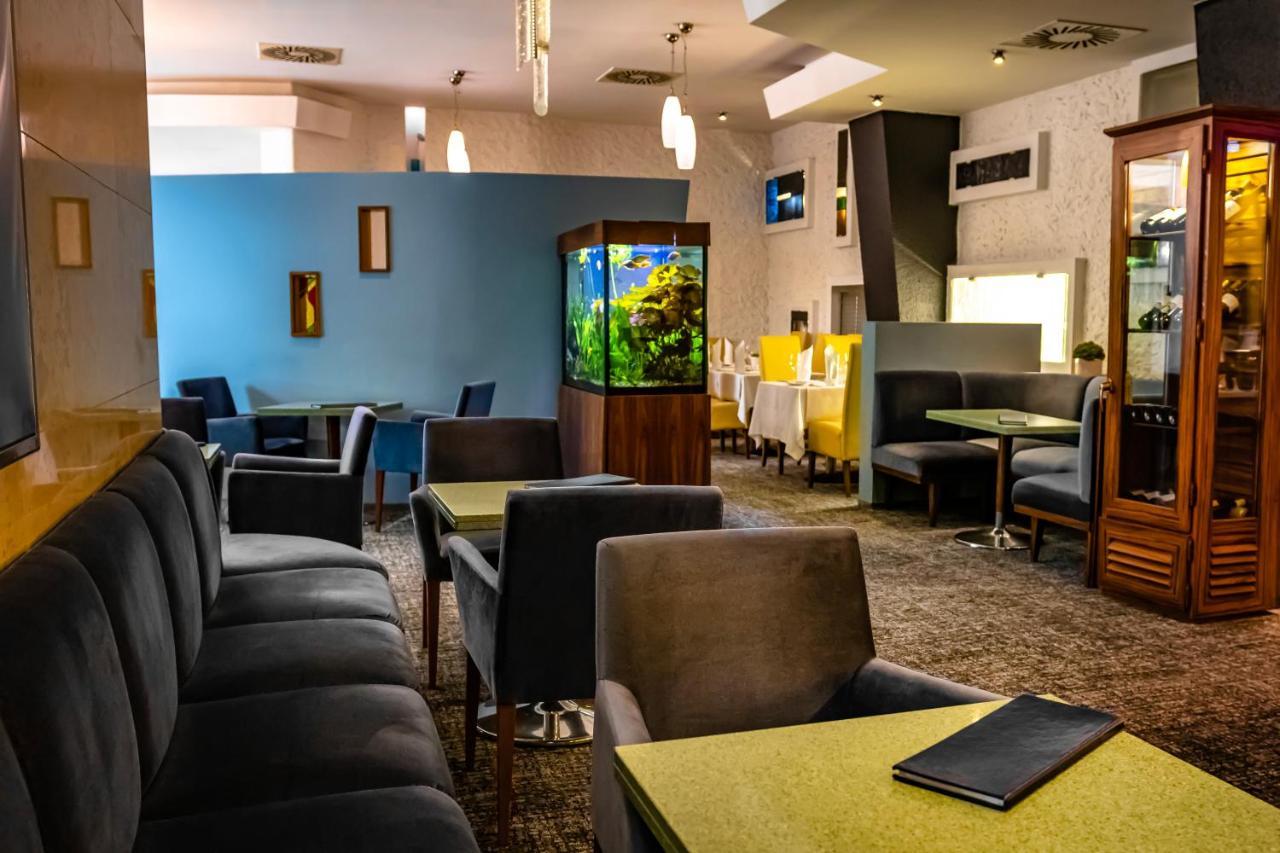 Hotel Continental Brno Dış mekan fotoğraf